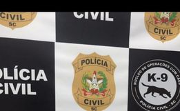 Polícia Civil prende homem em flagrante por posse irregular de arma de fogo e munições