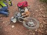 Motociclista fica ferido em colisão com caminhão no interior de SMOeste 