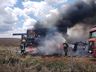 Colheitadeira é destruída pelo fogo em Campo Erê
