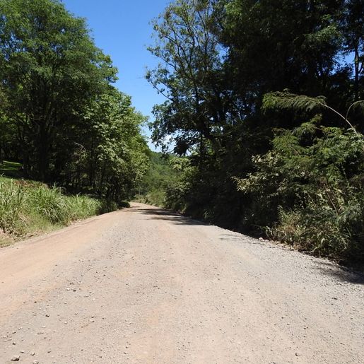 Prefeito Wilson Trevisan assina convênio para asfaltamento à linha Fátima
