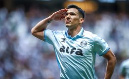 Grêmio bate o Atlético MG por 3 a 1 pelo Brasileirão 