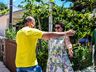 Moradora de São Miguel do Oeste ganha caminhão de prêmios da Berlanda
