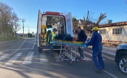 Acidente entre duas motos deixa homem ferido em SMOeste 