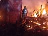 Casa de madeira é destruída por incêndio no interior de São José do Cedro