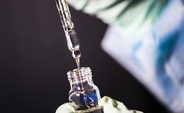 Teste em humanos de vacina contra COVID-19 tem resultados positivos