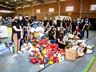Vereadores mirins entregam alimentos e roupas a atingidos por tornado