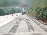 BR-163: caminhão passa por cima do concreto fresco e danifica 20 placas