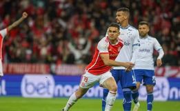 Borré marca, e Internacional vence o Cruzeiro no Beira-Rio