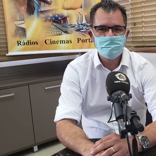 Prefeito de Itapiranga anuncia retomada de obras em escola 