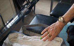 Lions Clube está confeccionando bolsas de materiais recicláveis