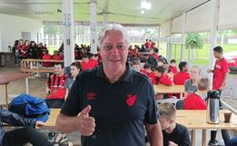 Observador técnico do Athlético Paranaense realiza avaliação de atletas em Itapiranga