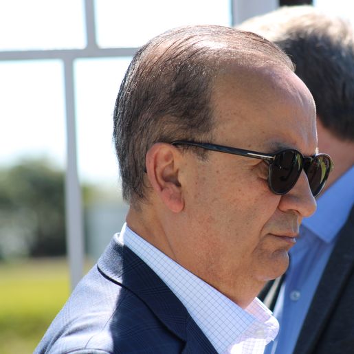 "Quem quiser ser candidato, bote o peito", diz Jorginho Mello sobre eleições em SC