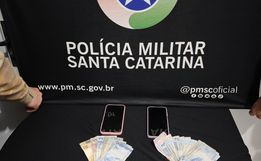 PM desarticula dois pontos de tráfico de drogas e prende quatro pessoas em São Miguel do Oeste
