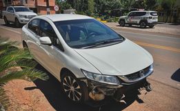 Colisão entre carro e moto deixa homem ferido em Descanso 