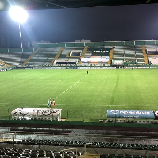 Chape recebe o Guarani para embalar terceira vitória seguida na Série B