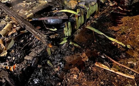 Casa é destruída por incêndio em Barra do Guarita