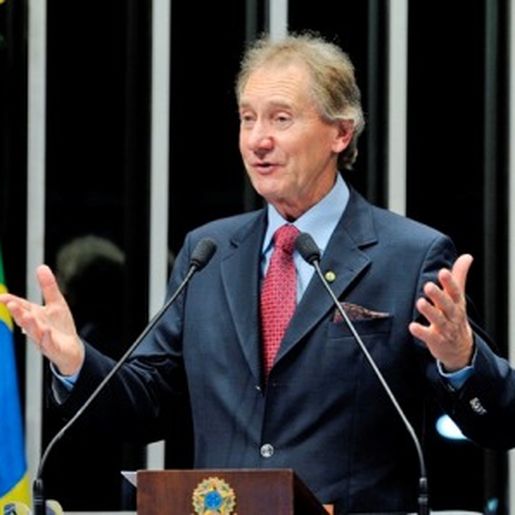 Ex-governador Casildo Maldaner está internado em estado grave em SC