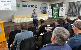 Seminário sobre soja de baixo carbono reúne público acima do esperado na Unoesc, em SMO