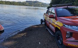 Bombeiros iniciam buscas por mulher desaparecida em Itapiranga