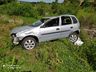 Homem sofre ferimentos graves em capotamento de veículo