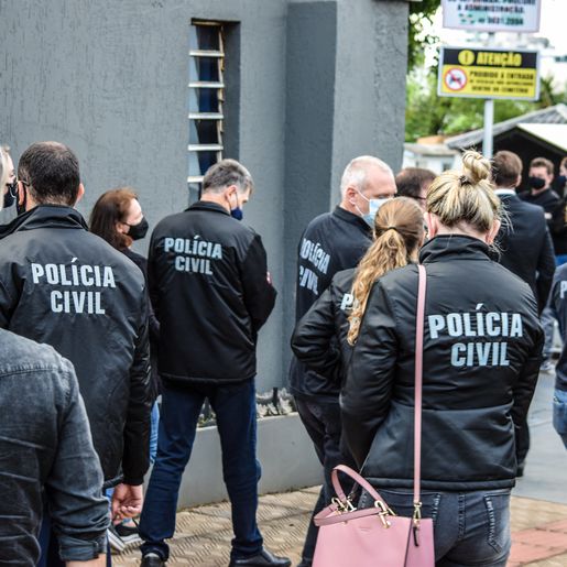 Colegas prestam última homenagem para Policial Civil; confira fotos