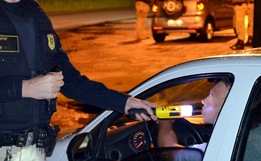 Operação Festas de Outubro flagra mais de 900 motoristas dirigindo bêbados em SC