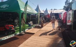  Segundo dia da 15ª Efacitus inicia com boa movimentação de público