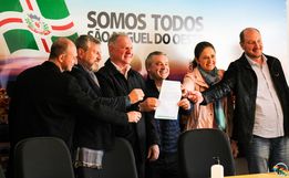 Trevisan assina Ordem de Serviço para asfaltamento de mais 90 quadras