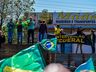 Imagens: Manifestantes pedem intervenção Federal em frente ao 14ºRCMec