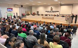 Renovação da Galeria Lilás e homenagens marcam sessão especial da Câmara de Vereadores em SMO