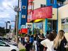 Fãs de “Barbie” formam fila para comprar ingressos no Cine Peperi