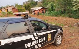 Suspeito de comércio de cocaína é preso em flagrante preparando droga para venda em Palmitos