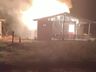 Incêndio destrói casa no interior de Campo Erê nesta madrugada 