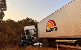 Caminhoneiro do Oeste de SC morre em acidente de trânsito na BR-319