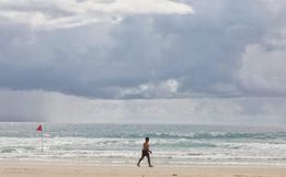 Temporais isolados e calorão acima de 30°C marcam o domingo em SC 