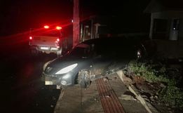Motorista foge após bater o carro duas vezes em Iporã do Oeste