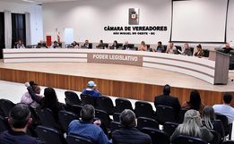 Câmara aprova reajuste das bolsas para estagiários da prefeitura de SMO 