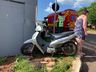 Casal fica ferido em queda de motocicleta