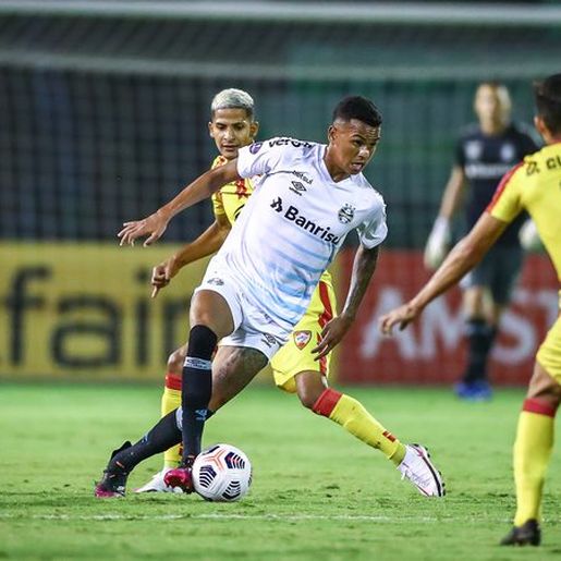 Com reservas, Grêmio goleia Aragua e avança na Sul-Americana