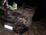 Capotamento deixa quatro feridos na SC-492, em Bandeirante
