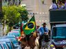 Cavalgada pelas ruas da cidade marca o Dia do Gaúcho em São Miguel do Oeste