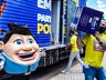 Moradora de São Miguel do Oeste ganha caminhão de prêmios da Berlanda