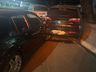 Motorista bate em carros estacionados e foge em São Miguel do Oeste 
