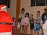 Noel do Sudoeste percorre bairros de Campo Erê entregando doces para crianças 