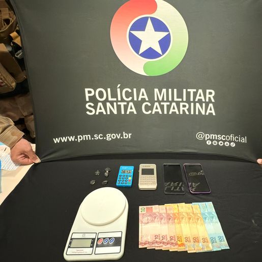 Polícia prende casal por tráfico de drogas em São Miguel do Oeste  