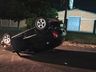 Capotamento na BR-282 deixa jovem de 21 anos com ferimentos leves em Pinhalzinho