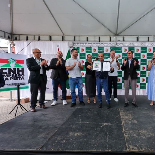 Governo lança edital para oferecer 30 mil CNHs gratuitas e ampliar acesso ao emprego