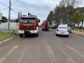 Bombeiros resgatam vítima após colisão lateral no centro de SMOeste