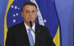 Bolsonaro defende MP para barrar passaporte de vacina contra Covid-19