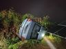 Veículo sai da pista e capota no interior de Itapiranga